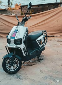 دراجة شحن • وحش الكون • بطاريات نضيفه