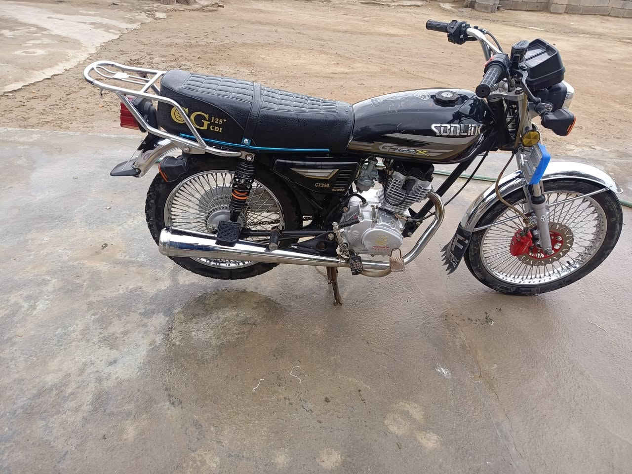 سلام علیکم ماطور تایكر للبیع مودیل 2023 شریکە هونزدا کهربایات کامل یشتغل اواراق کامل ماطور نضیف مابي نقص سعره 475بی مجال قلیل راقم هاتف *********** شرای یخابر
