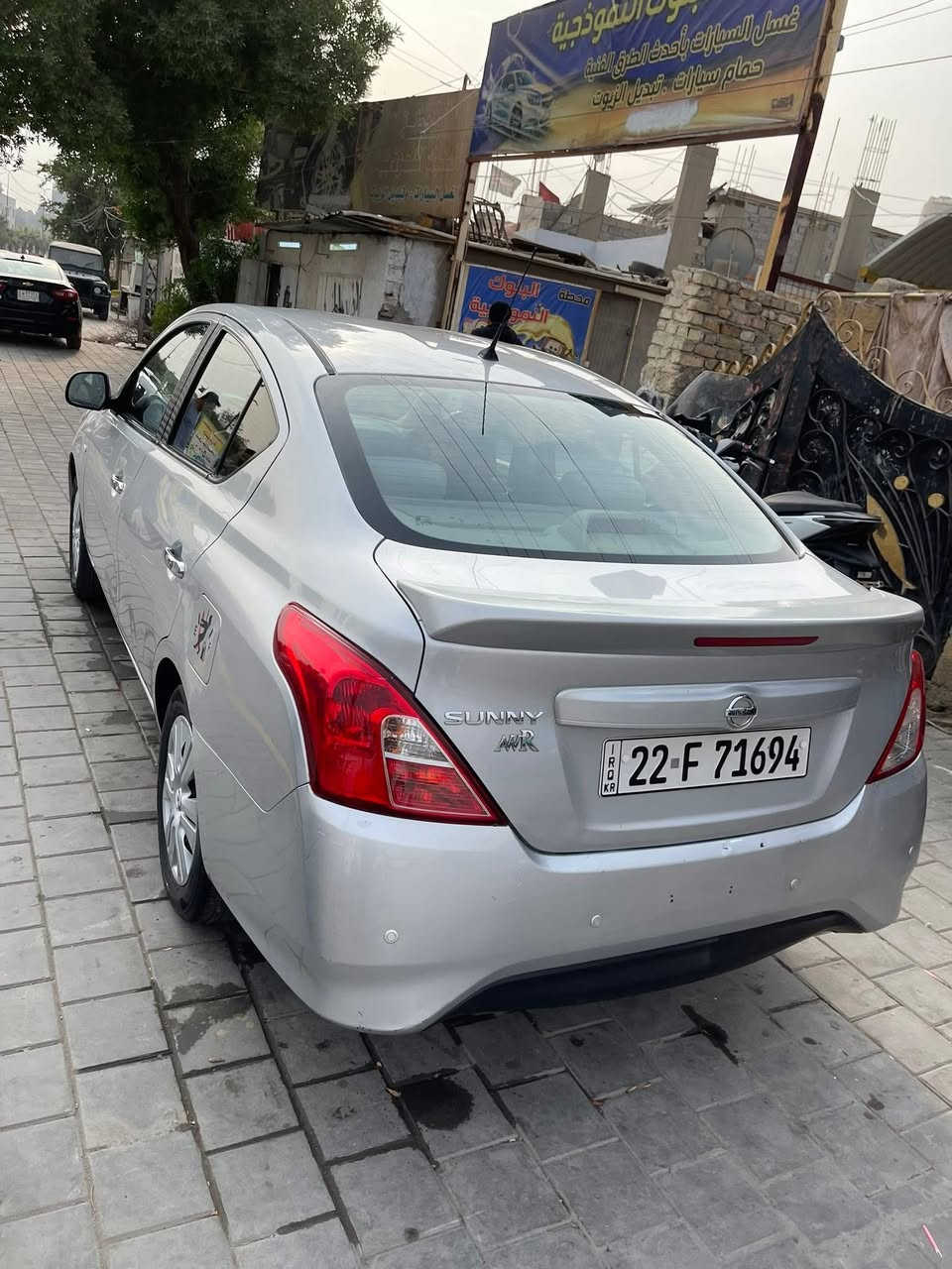 نيسان سني موديل ٢٢ جاهزة محرك كير تبريد صدر خير من الله طخم تاير جديد باسمنا تحويل مباشر بيها صبغ جاملعين خلفية بدون داخل وبارد بدايه جاملغ امامي السعر ١٠٠ وبيها مجال بسيط مكاني بغداد حي اور 
***********
