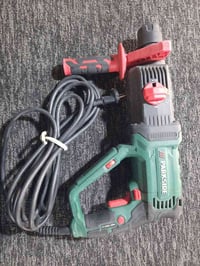 يو بي اس • ١٠٥٠ واط • ألماني