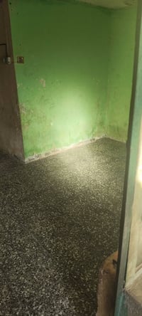 بيت للبيع سبع اقصور شارع عريض خدمات كامله مساحة ١١٥م استقبال صب وهول و...