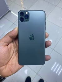 11برو ماكس الذاكره 256 البطاريه 100 مستبدل شاشه اصليه فيس ايدي شغال ال...