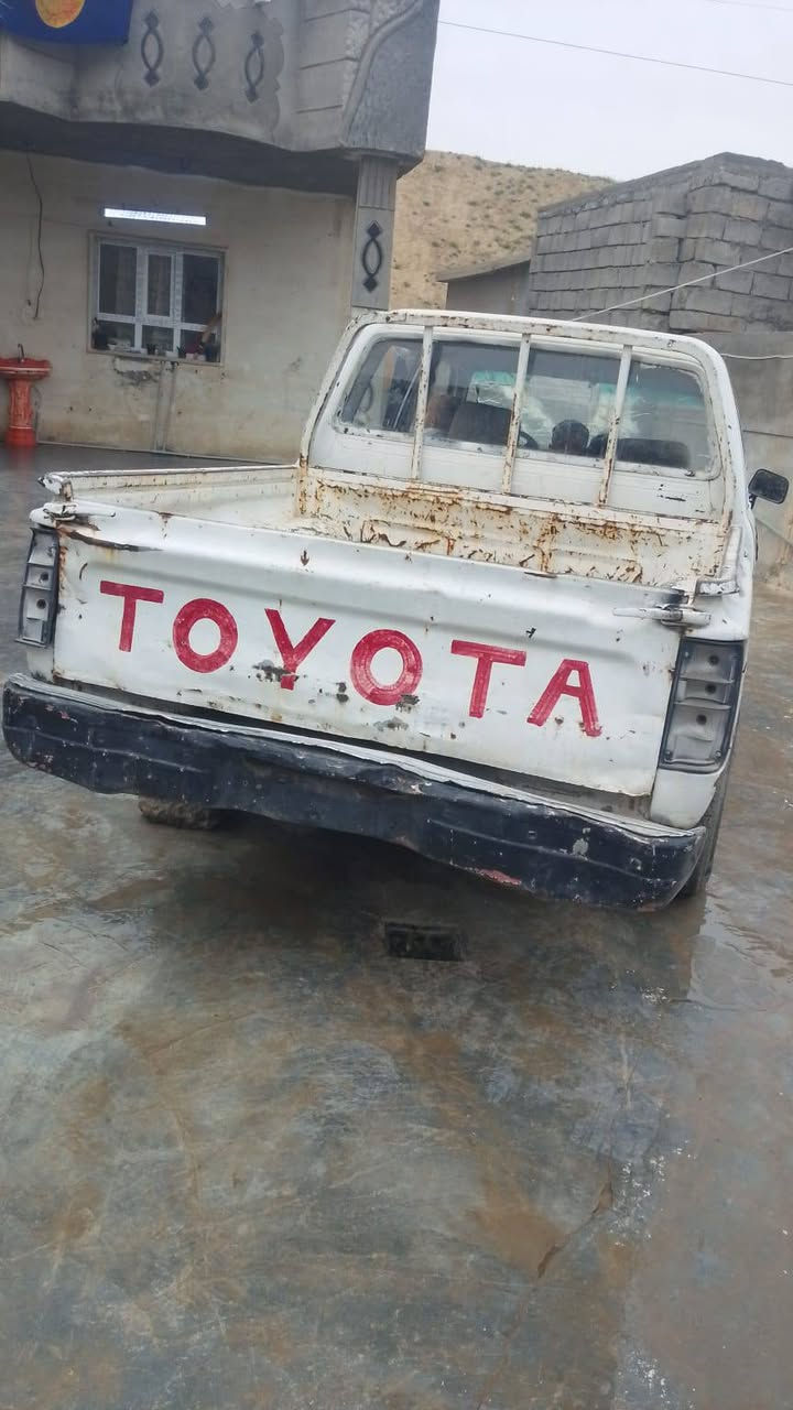 السلام عليكم بكم للبيع  السعر 10 الاستفسار على الرقم ***********
