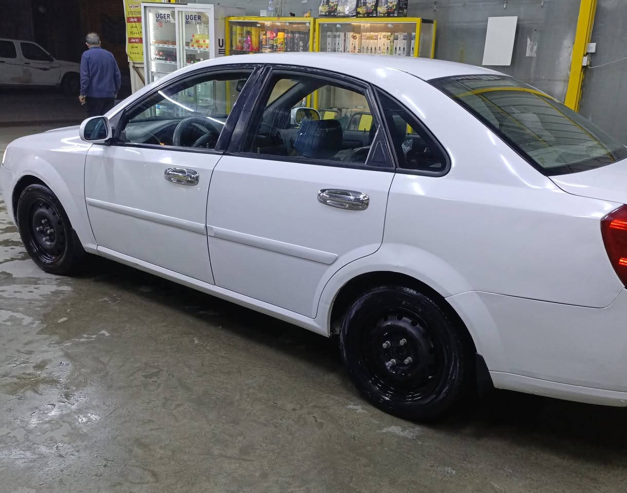 اسلام عليكم
اوبترا 2011 شركه العامه رقم بغداد انكليزي اوتماتيك 
ماشيه 145 حقيقي
كير  ومكينه ممتازه 
تبريد ثلج 
صدر امامي خلفي ممتاز
شاشه كامره 
تخم تاير جديد 
غرفه وكهربائيات على وضع الشركه مسويلهه ادامه كامله
سياره حلوه ماناقصه برغي بيهه سونر اليوم سويته مرفق مع الصور الصبغ قطعتين فقط للجماليه مابيهه شبر معجون بس بخ بدون دواخل تجي وتفحص بعينك رايدهه 85 بيهه مجال حك الجيه
 مكاني بغداد كريعات الشراي يتصل على الرقم *********** مكلف بنشر
