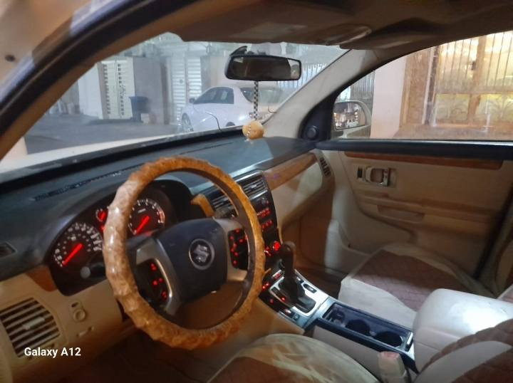سازوكي ياباني XL7
مديل 2008 سيارة رقمها بغداد فول مواصفات 7 راكب  المكينة صار سنة من شادها 6 سلندر كير اوتو 3 قطع تبريد فتحت سقف كشنات كهربائية تدفئة وتبريد تحكمات ستيرن مانع انزلاق مثبت سرعة منفذ AUX السعر 73 وبيها مجال للطيبين مكان بغداد


**إذا كنت صاحب هذا الإعلان وتريد حذفه لأي سبب، رجاءا أرسل رسالة إلى الدعم الفني**