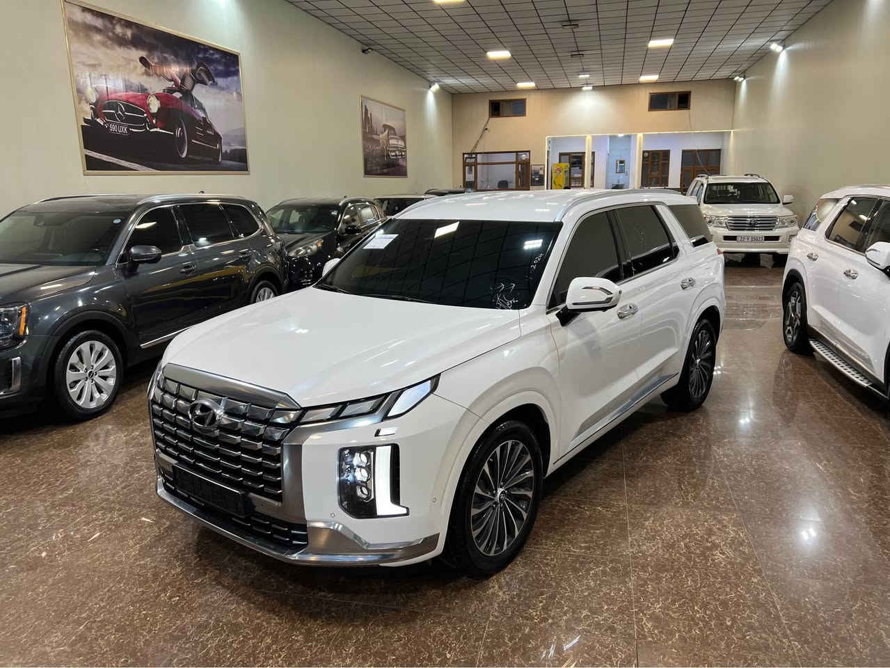 HYUNDAI PALISADE CALLIGRAPHY 

موديل: 2024
وارد: كؤريا كلين تايتل
رؤيشتن: 28,000كم
نرخ: 37,000$
مؤبايل📞: ***********
***********
ناونيشان:هةولير _معرض هاشم للسيارات 
شةقامي ١٠٠م بةرامبةر دائيرةي گمرگ سيارات

‏HASHM_FOR_CARS___هاشم للسيارات 

موديل: 2024
وارد: كؤريا كلين تايتل
ماشي: 28,000كم
السعر: 37,000$
تلفون📞: ***********
***********
العنوان:اربيل _معرض هاشم للسيارات 
شارع ١٠٠م مقابل دائرة كمرك سيارات 

‏HASHM_FOR_CARS___هاشم للسيارات أربيل, العراق

