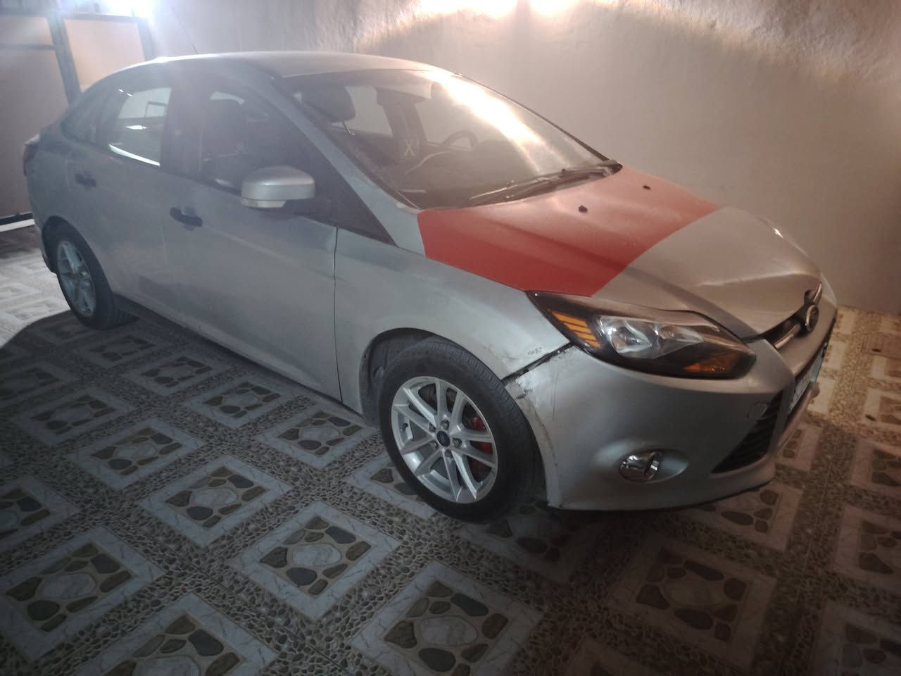 السلام عليكم البيع سياره فورت فوكس موديل 2012 رقم سليمانيه بسمي فول بس كير عادي سياره جاهزه هيه مو صبغ حزام اني ابيع صبغ حزام سعره 62 و بي مجال استفسار ***********
