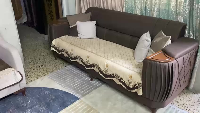 السلام عليكم عندي نحن عشر مقاعد نظيف جدا مكاني الدوره شارع ٦٠


**إذا كنت صاحب هذا الإعلان وتريد حذفه لأي سبب، رجاءا أرسل رسالة إلى الدعم الفني**