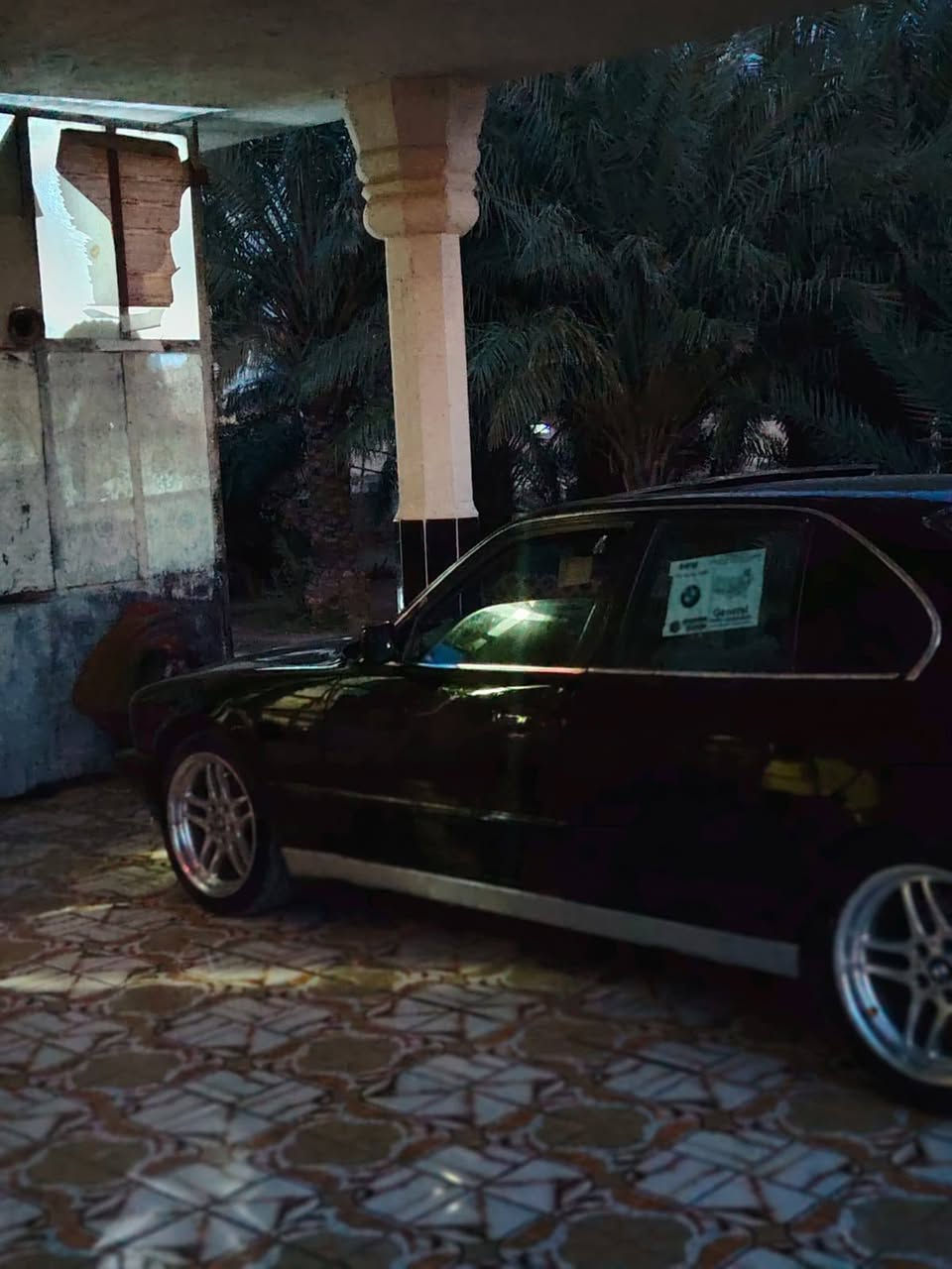 سلام عليكم شباب 525 اصل بليتة وسنوية  كير عادي  مصبوغة جديد 38 وبيه مجال  تفاصيل اكثر رقمي *********** بكاني ديالى الغالبيه
