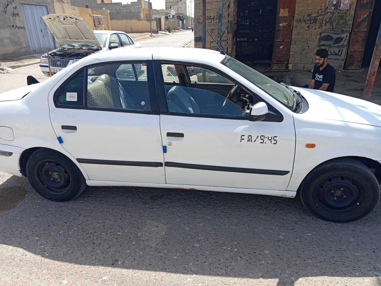 سلام عليكم سياره سمند 2011 مكينه گير مكفولات حداديه جديده الاستفسار 0771 856 7036
