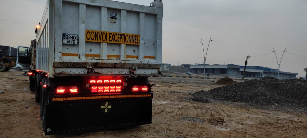 مقطوره للبيع دناكير  اكتروس تخم تاير جاهزه للشغل خفيفه 
مكفوله كفاله عامه /  سعر 130 وبيه مجال بيع مستعجل /***********
