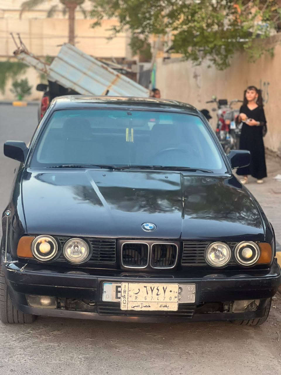 السلام عليكم شباب بي ام 535محرك بلادي سيارة نضيفه وحلوة حداديه تخم تاير تبريد موشغال سعرة ٤٨ وبيه مجال قليل مكان واسط الكوت قضاء الحي رقم صاحب السيارة ***********
