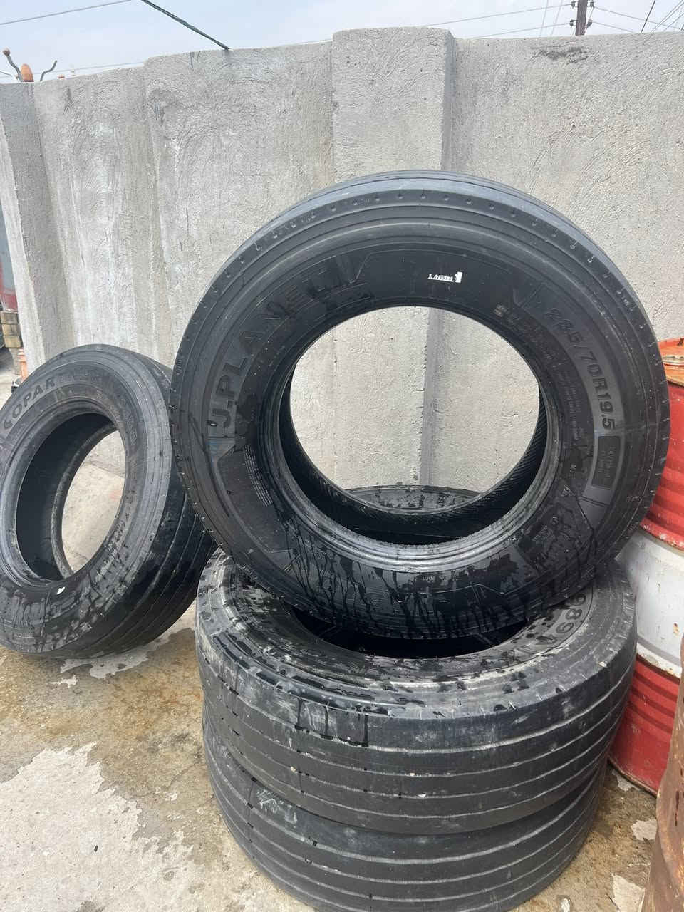 ‏سلام عليكم تاير4 للبيع إنتاج 2024/195 /
4الاستفسار***********
