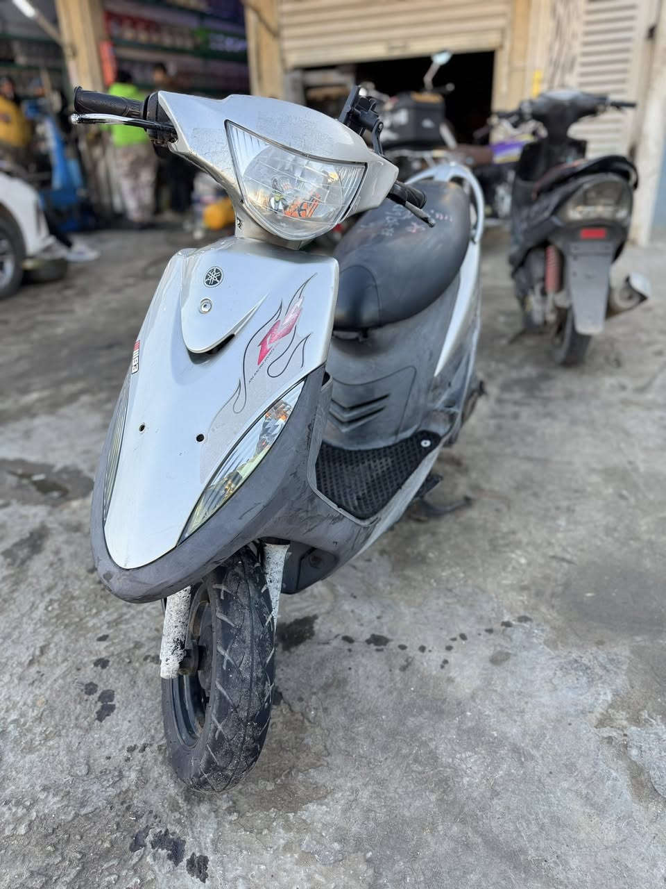 السلام عليكم دراجة البيع رمبة صال سبوع من نزلتها  ***********تصال فقط
