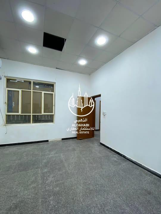شقة ارضيه للايجار في الجنينه
على شارع البهو
بناء حديث
موقع ممتاز
تصلح تجاري عياده او مكتب
تحتوي على
غرفتين
صاله
مطبخ
صحيات
تحتوي ايضا على سبالت عدد ٣
للمعلومات اكثر الاتصال على الارقام
او زيارة موقعنا 
البصره _ شارع عام حي الزهراء _ قرب مستشفى النفط 
***********
الذهبي للاستثمار العقاري
مجاز قانونياً
