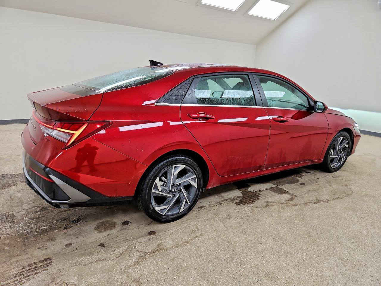 ***مزاد***
2025 HYUNDAI ELANTRA SEL
تاريخ المزاد/9/2/2026   الساعة : 8:00 مساءاً
الضرر:كما موضح في الصور
المسافة المقـطوعة /14,852 mi
حجم المحرك /2.0لتر       4 سلندر  
السعر/ حسب المزاد
مدة الوصول/شهرين الى ثلاثة اشهر حسب الولاية
توضيح:-
يتم عرض السيارات المميزة في المزاد يومياً.
صور وتفاصيل واضحه للسيارات المعروضة.
🌐امكانية النقل الدولي الى مختلف الوجهات :
♦ام قصر
♦كردستان العراق 
♦الامارات 
♦الاردن 
♦️ميرسين  
👌خدمات اضافية :
🔧تصليح في دبي 
🛑فحص السيارة وكشف الاضرار السابقة ببرنامج كارفاكس قبل الشراء مجاناً.
🔥انظموا الينا ولا تفوتوا فرصة شراء السيارات من المزاد🔥 واهلا وسهلا بالجميع 🤝
تواصل معنا على الواتساب:
*********** مهندس حسين
*********** استاذ مرتضى
او الاتصال على:
*********** مهندس حسين 
*********** استاذ مرتضى
 العنوان: الديوانية - قضاء عفك- مجاور كراج عفك
#نيبور_موتورز #بغداد #مزاد #العراق #وارد_امريكي
