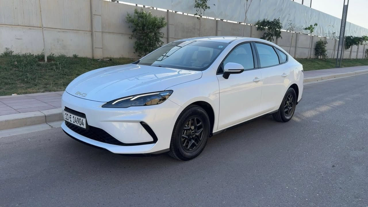 السلام عليكم

اخوان سيل ٥ موديل ٢٠٢٥ ماشيه 4500  شادلها عازل حراري وارضيات ومال صندوق روزلاين بيها طخه بالفسفوره الي بالدعاميه الخلفيه انطخت بهوك وصايره بيها فعصه بالبدنه الورا الدعاميه رايدها

19350قفل 

***********
