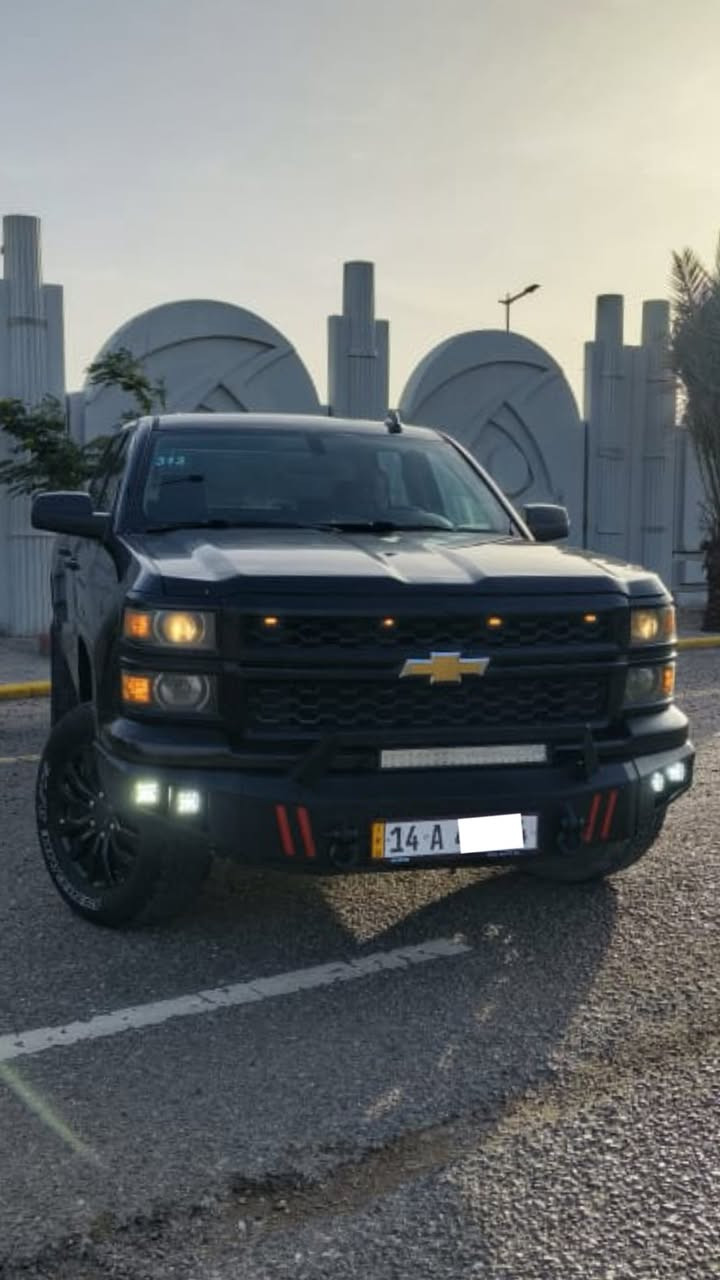 السلام عليكم
شفر سلفرادو 2015 باب طويل بدي قصير ماشيه 200الف مكينه
5300 جديده مال تاهو كصه 2017 والكير جديد بعده بالضمان الرقم بصرة حمل باسمي والسنوي تنتهي ب2030 بشهر 6 والسياره ضررها جدا بسيط مثل ماموضح فقط الراديتر متضرر وبيهه صفحة السايق مرشوشة كلير ومرفعه 3 انج والدعاميات البلاديه موجوده هنه والدعاميه الخلفيه والدوس سعرها 175 ورقه قابل للتفاوض بيع او مراوس
التواصل 0788 158 9414
14
