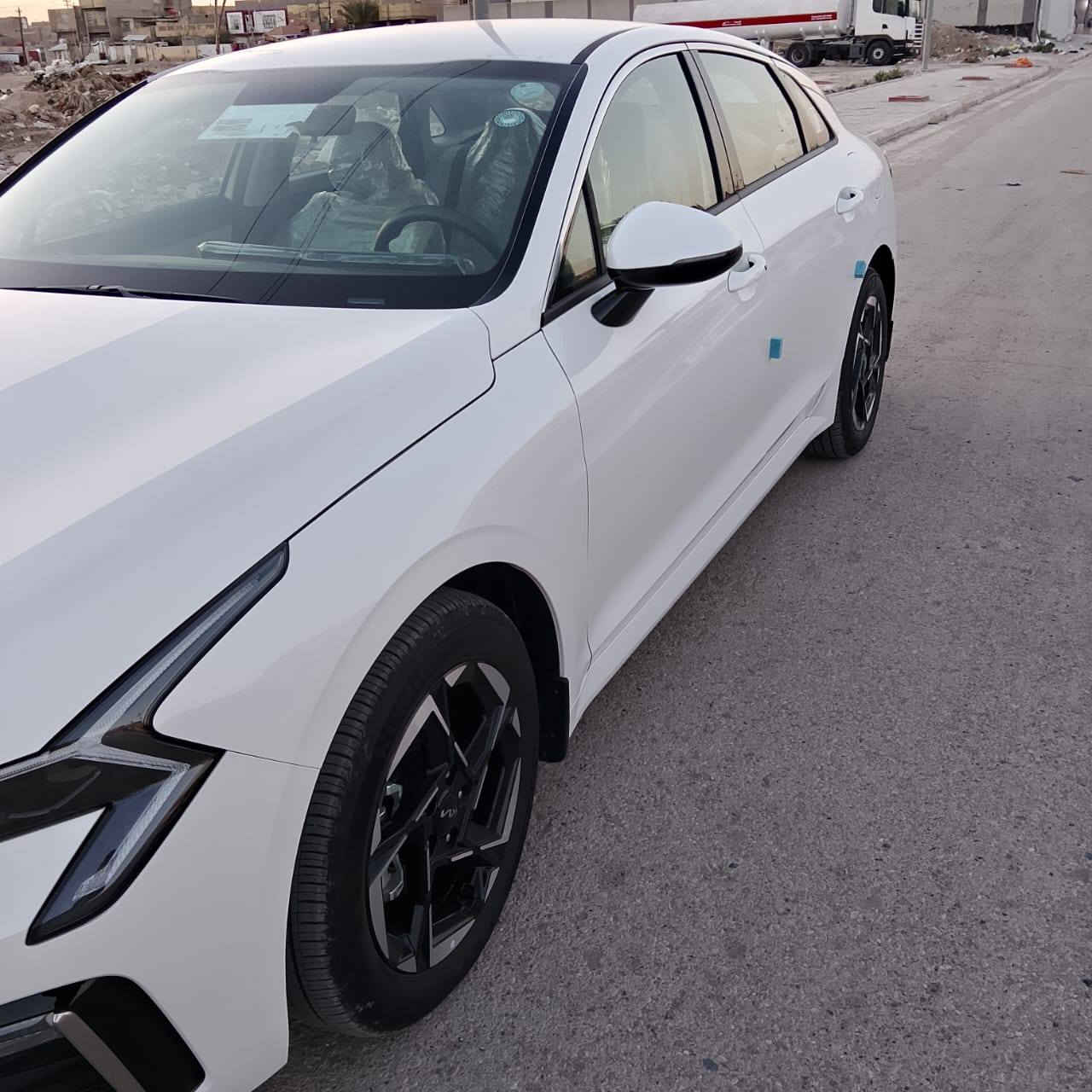 السلام عليكم كي فايف خليجي ٢٠٢٦ مكفوله مكينه ٢٥٠٠ ماشيه ٤٠٠٠ كيلو فول عدا بنوراما رقم أربيل تحويل وكاله السعر ٢٢٨ مكانه واسط للاستفسار *********** أو *********** اتصال فقط
