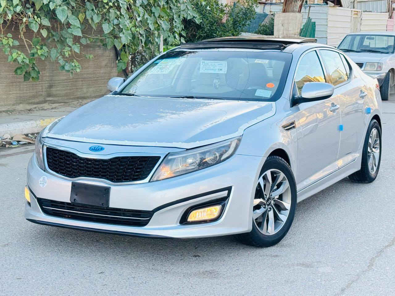 السلام عليكم 
كيا اوبتيما 2016 خليجي فول مواصفات 1/1 محرك 2400 دوش جديد دبل گزوز 
حره تحويل مباشر بأسم المشتري مشروع وطني بيه جاملغ مبدل وصبغ بنيد وهلال خلفي المواصفات 
1- بصمه تشغيل وابواب وجنطه
2- بنراما طكتين سلايت 
3- شاشه كبيره كامره دواره 
4- اشاره بل مري وشفط 
5- حساسات اماميه خلفيه 
6- ويل كب كروم مع تخم تاير 
7- بك لايت لد تحكم استيرن جهتين 
8- دواخل عسلي وصاج 
9- تبريد قطعتين  لايت زنون 
10- شفتات استيرن 
السياره جاهزه كير محرك حداديه شرط 
السعر 132 للاستفسار *********** ناصرية, ذي قار
