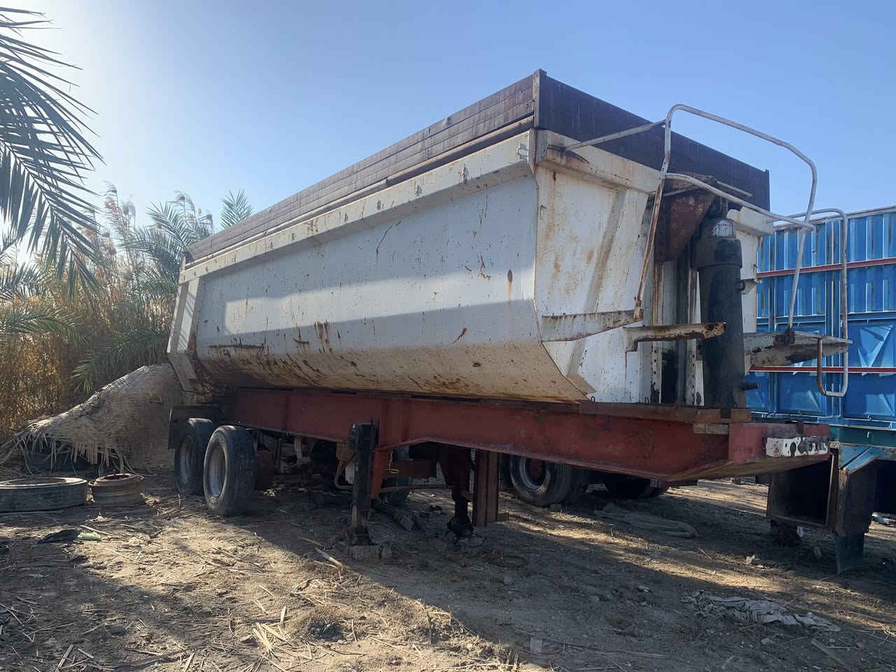 السلام عليكم للبيع عربانه قلاب مكان الناصريه مكلف بل نشر ***********
