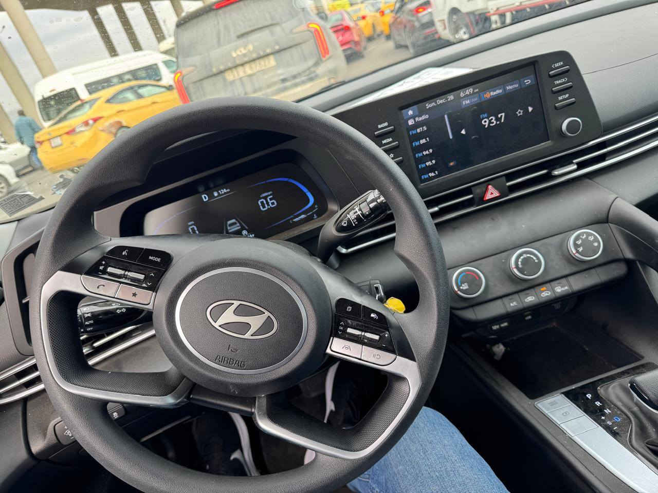 هيونداي النترا ٢٠٢٥ ما مرقم تترقم بغداد أو أي محافظه دخول جديد ماشيه ٧٠٠٠ رادار جانبي نقطه عمياء كامره دواره ٣٦٠ تحديد مسار وتحديد سرعه اوتو ستوب
*********** كربلاء, العراق
