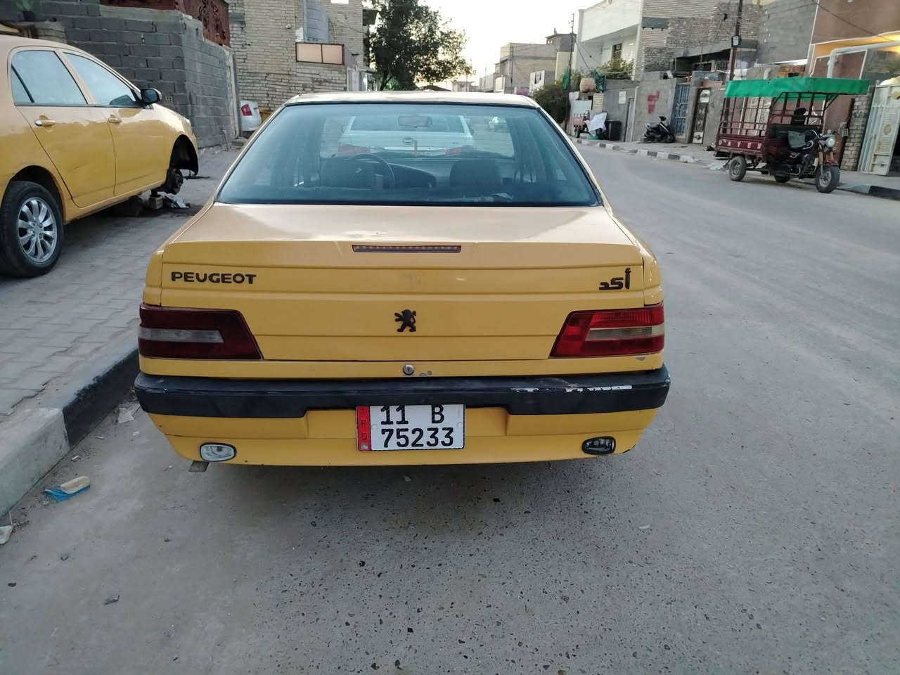 اعادة النشر بسبب الوعود الكاذبه
السلام عليكم بيجو لميس موديل 2012 بسمي انكليزي  مصفر هيئه وغرامات محرك كير فرنسي خفيف صدرومشط كله جديد تخم تاير كله جديد بقه بس الصدر الخلفي جبت غراضه وما شادهن السياره جاهزه مال شغل  حادثهه بالصندوك  السياره جاهزه كبل للشارع مكاني بغداد السعر ٢٦ مجال قليل  ***********
