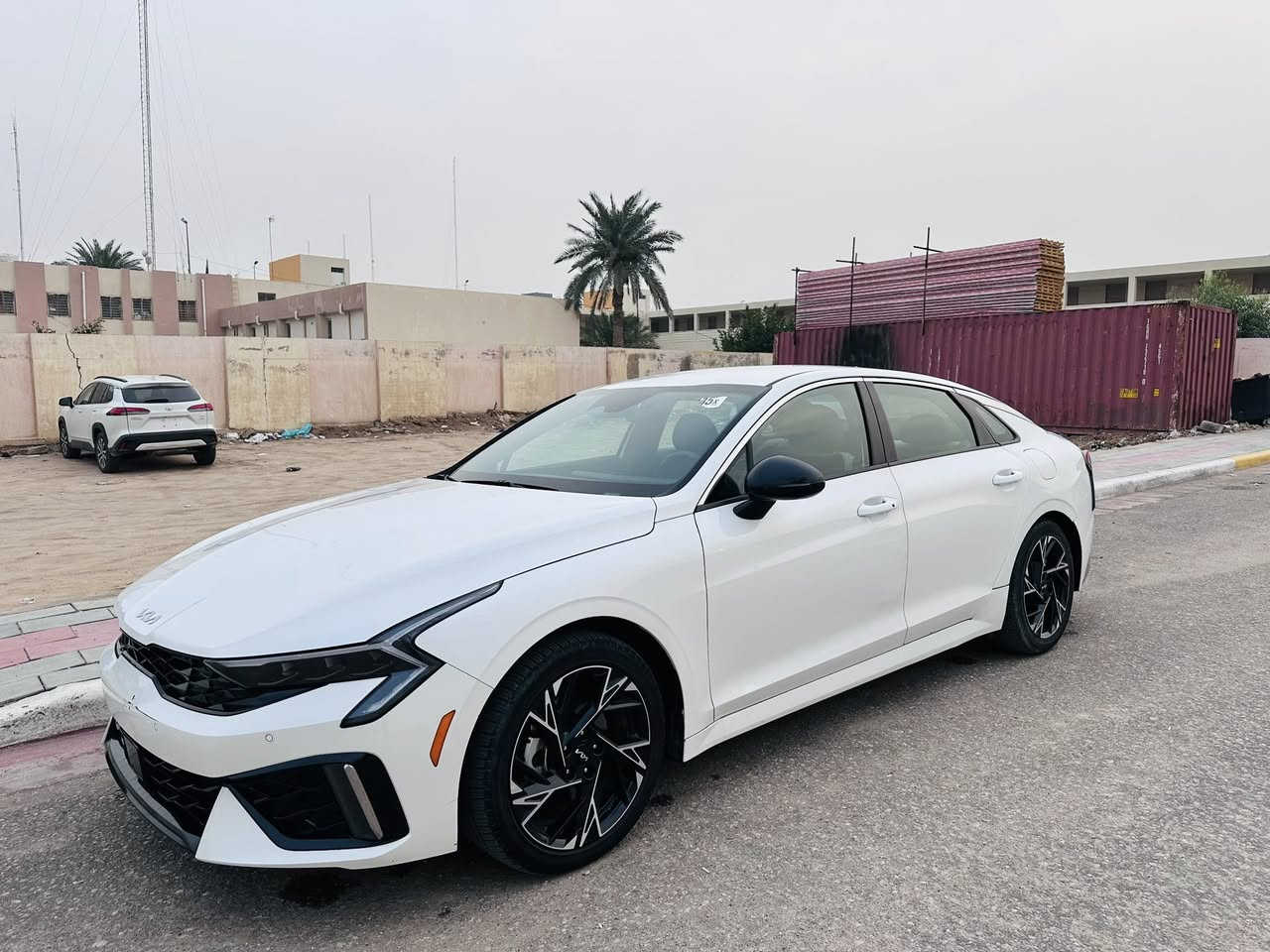 السلام عليكم
للبيع 

KIA K5 GT LINE 2025 

كيا كي فايف لون ابيض موديل 2025 جيتي لاين 

مواصفات 

 فول ماعدا بانوراما

بصمة

رادار امامي 

رادار بالمري 

تشغيل عن بعد 

كشنات جلد +تدفئه

شاشة جبيرة 

كار بلي 

كاميرا خلفية 

AUTO HOLD 

كشن كهرب 

وباقي مواصفات المعروفة جتي لاين

ماشيه 13 mi 

  الحادث مرفوقه مع المنشور 

عنوان السياره: كربلاء 

 رقم فحص موقت منفيس ابسمي

 السعر : 193 ورقه بيهه مجال حق الجيه 

***********📲📞
