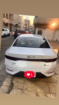 للبيع بي واي دي كن بلاص داخل ابيض ومسويلها كاعيه جلد وسفاري ولكشنات نا...