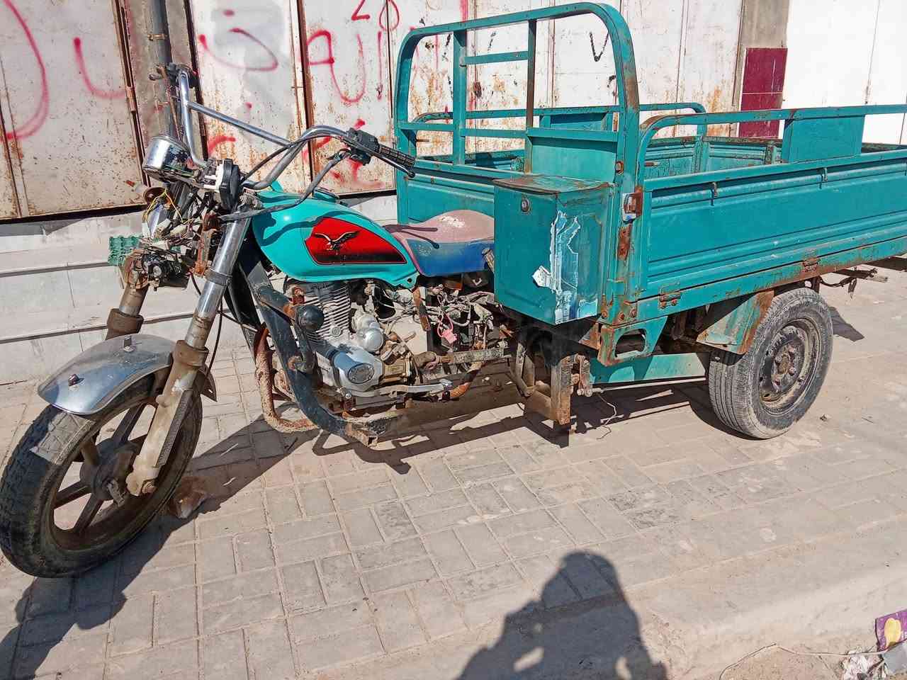 للبيع 800 مكينه جديده نكره سلف   ٩
/ادوات /***********
