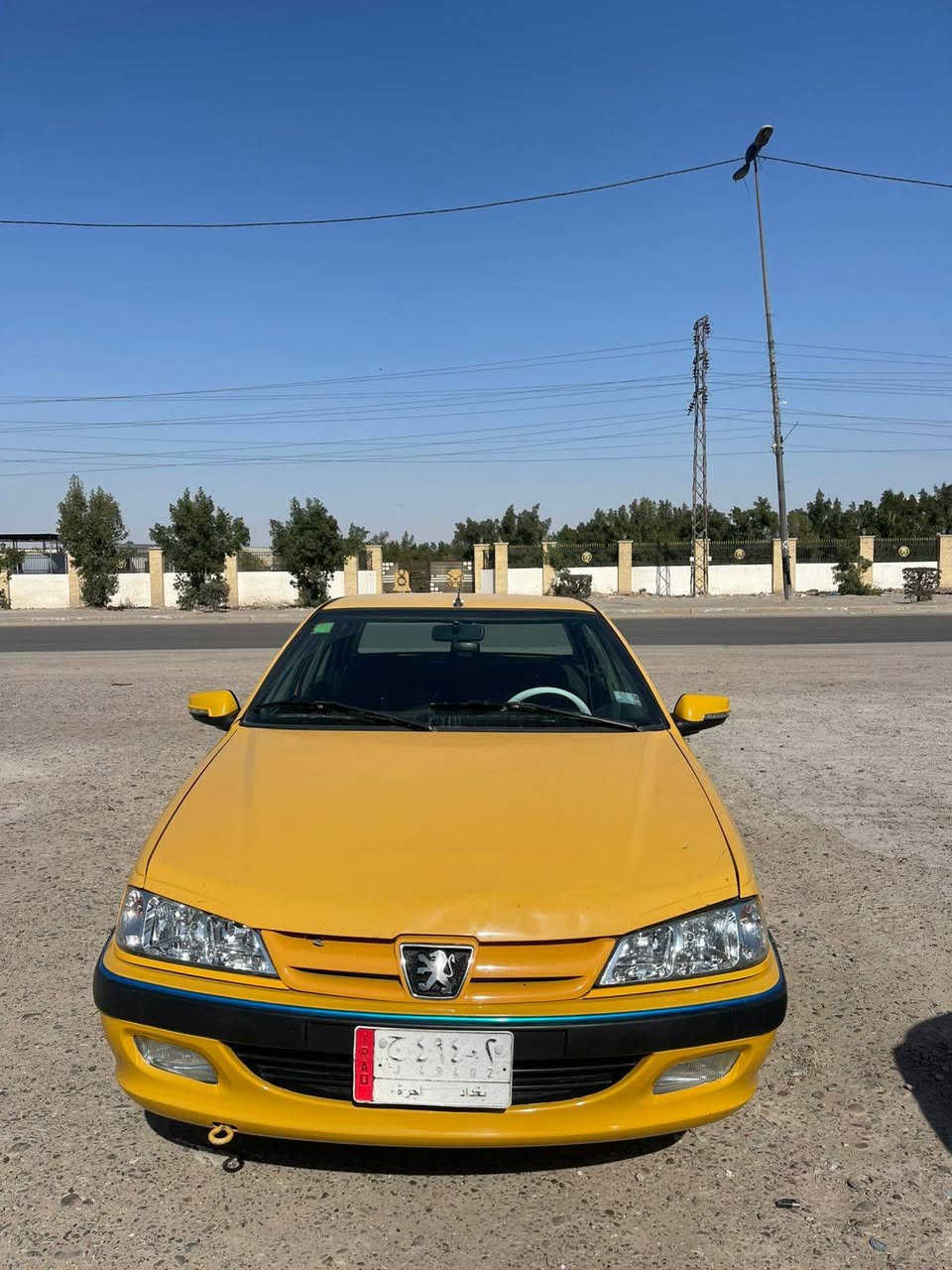 السلام عليكم بيجو بارص 2015 سيارة نضيفة وحلوة سيارة بيهة باب صبغ باب الصدر بس كير مكينه مكفولة مكاني بغداد زعفرانية السعر 44وبيهة مجال حك الجيه السيارة احلة من صور رقم ***********
