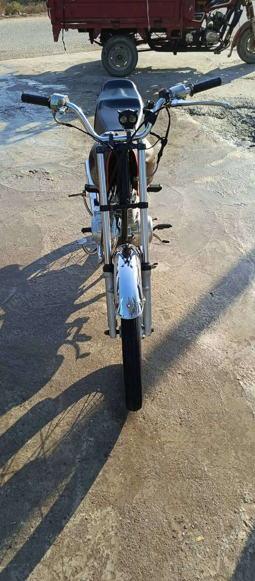 سلام عليكم دراجه للبيع نامه تعمير ادوات مفتوحه بوشهه وبستم  سعر 450 وبيه مجال شراي يتصل على لرقم***********
