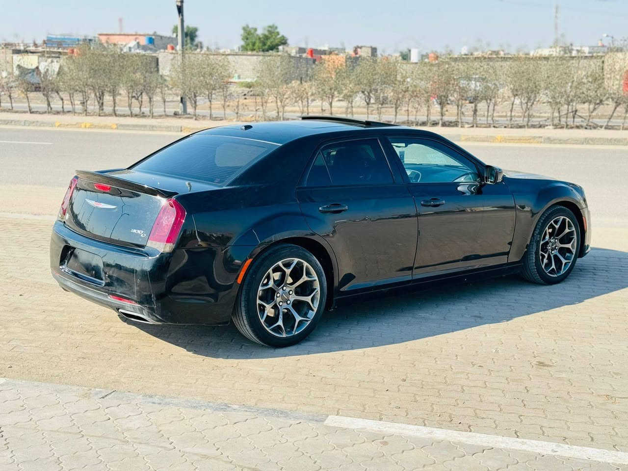 السلام عليكم اوباما مديل 16معلايه 22
رقم فحص تترقم جميع المحافظات 
السياره cفول مواصفات بيها جاملغ صفحت العبري صبغ وباب خلفي مبدل وباقي السياره كفاله 
العنوان البصره معقل 
***********
