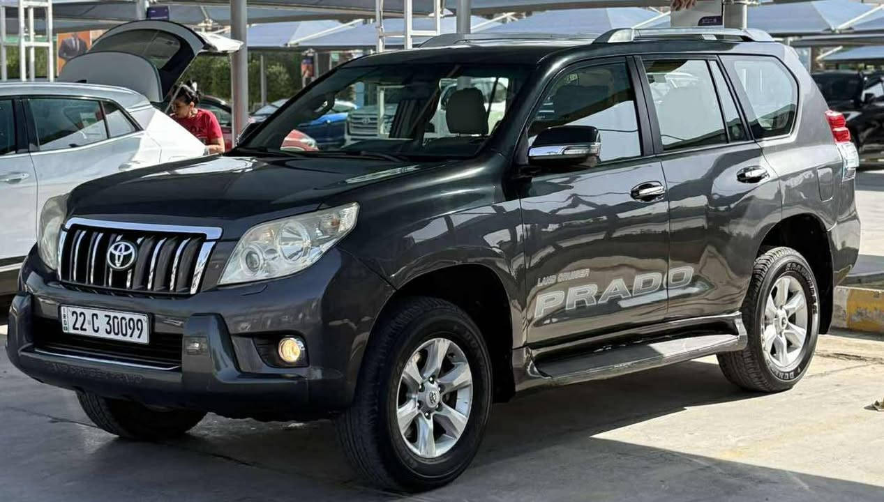 بيع او مراوس#برادو 2012  خليجي  لون نفطي ع رصاصي غامق السياره بيه قطع صبغ بسبب الجراد ((حزام ))
 سبير تعليك مواصفات نص فول كامره خلفيه حساسات داخل بيجي بكلايت كرستال نضام ايكو اقتصاد بانزين فور ويل مكينه2700 7راكب 3قطع تبريد شاشه كبيره  رقم #اربيل مميز  دولي وسنويه وهزه وفحص جدد تحويل ثانيوم سياره جديده بمعنه الكلمه سياره مال بيت أي نقص مابيها مكينه و كير خير من الله صدر أمامي وخلفي جديد تخم تاير جديد تبريد ثلج كهربائيات كلها شغاله أي نقص مابيها عنوان بغداد الغزاليه  أو حي الجهاد #سعر 215 مراوس فقط 
#للستفسار
*********** بغداد, العراق
