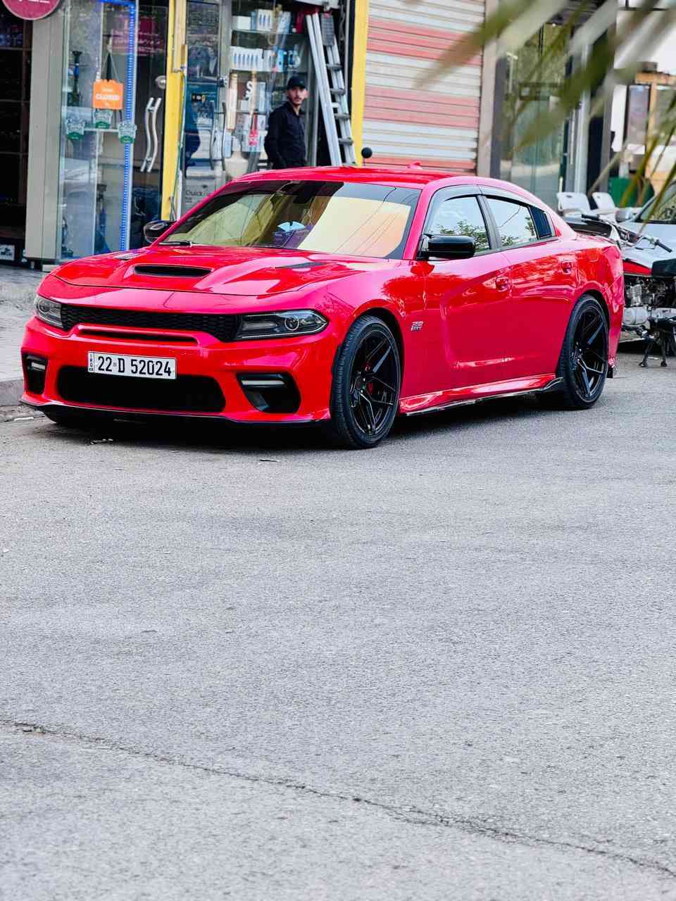 جاجر سكات باك مكينة ٦٤٠٠ موديل 2018
سيارة جاهزة من كول نواحي سنوية بسمي رقم جديد 
تخم تاير جديد ادامة كامة شوتة srt مبرمجة او عليهة تفريغ ✈️
لايتان زينون ليد متغير حبيبات 
ويالة روهانة اسود لوك 
دركة ار بي ام 
داخل تخم دشبول كاربون فايبر 
علية بونين srt ثلاث فتحات او بند بلادي موجود 
دعاميات خلفي امامي واي بدي بدون نفاخات امحدث كامل ٢٣ى
دفيوز او كت كامل دوسات جانبي srt 
داخل احمر سكات باك  
بل نسبة ضرر سيارة لا سبوغ لا معجون سيارة بيهة شبر بارد بل بونيد او شبر باب خلف سكن يعني مكانين بارد اقل شبر هم 
بل نسبة سعر مال بيع سعرة ٢٣٠ $ شباب قليل متواجد عل فيس 
رقم ***********
