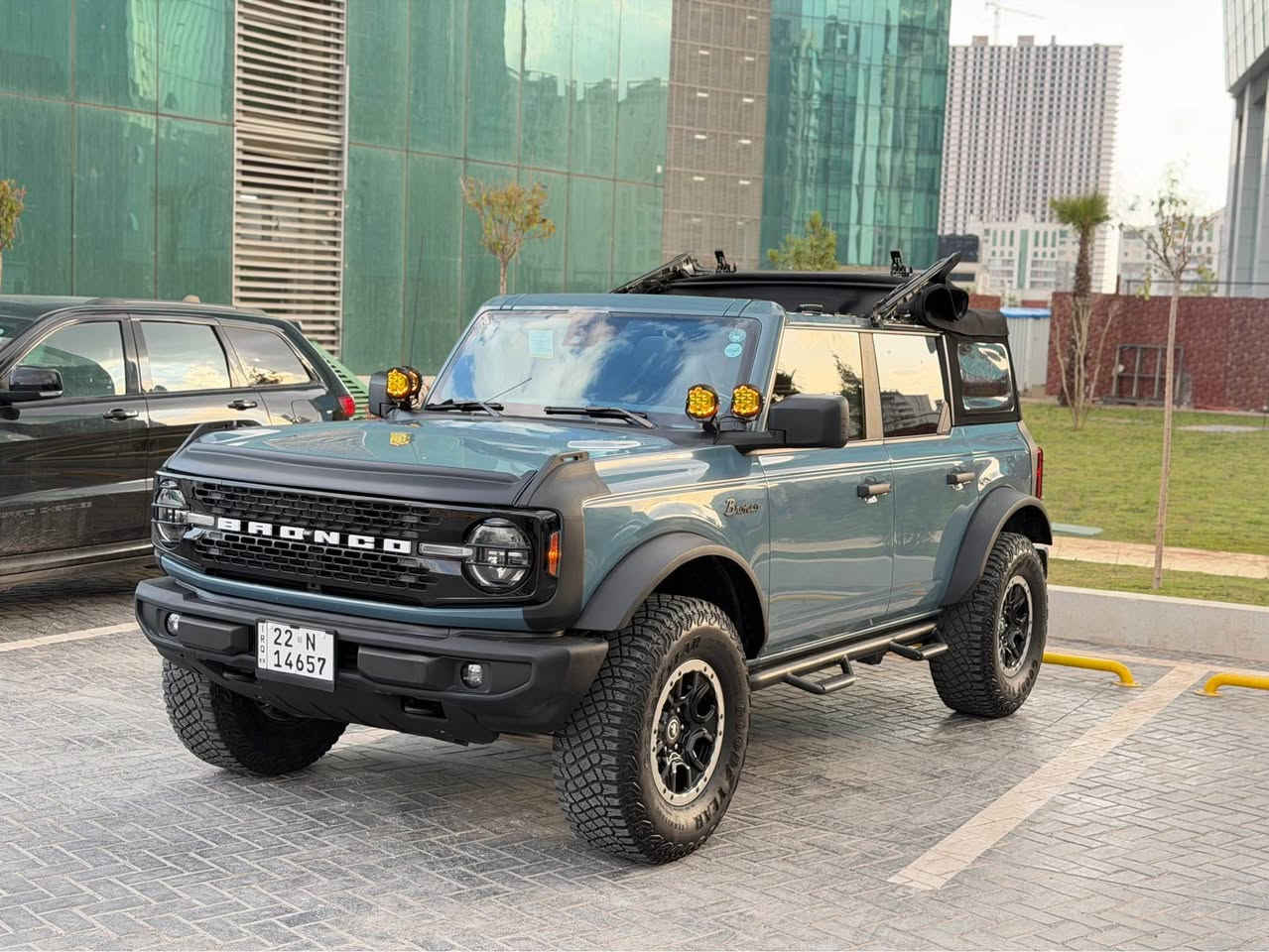 السلام عليكم❤️

FORD BRONCO 2022❗️❗️ للبيع بسعرر مناسب🔥💸

4سلندر محرك 2.3توربو 

قطعةصبغ بدون دواخل ايرباك فقط ستيرن وراجع بلادي 

مواصفات ٣ دگم 

كشنات تدفئة

🚀السيارة عليها تعديلات من 

-بلاجكتورات 

دوسات 

تايرات GOODYEAR عليها بلادية 

السيارة دولار واحد متصرف عليه كاملة مكملة من كلشي✅

عداد السيارة 50.000الف ميل ماشية

گير مكينة اكسلات كلها بشرط✅🔥

3 انظمة قيادة

📍السيارة مكانها اربيل 

(سعر السيارة 🔥💸27.700$ )بيها مجال بسيط وماتوقع اكو بهل نظافه بهيج سعر وهيج حادث

للتواصل☎️:*********** أربيل, العراق
