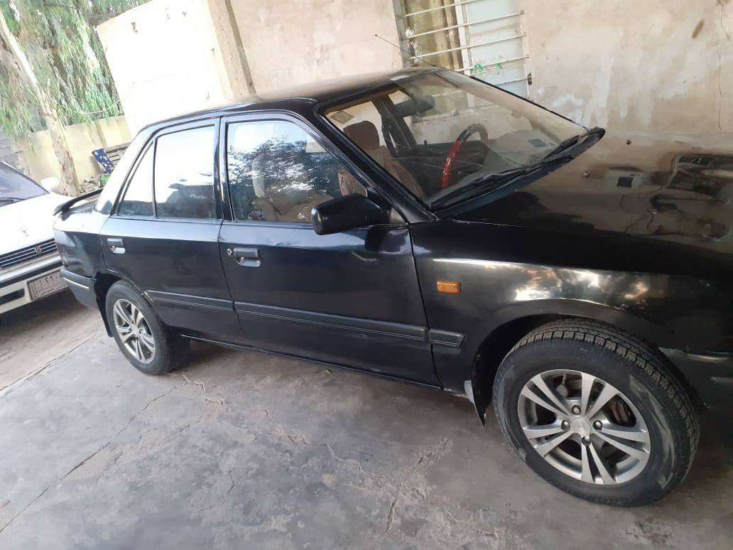 السلام عليكم مازدا موديل ١٩٩٢ الاماني سنويه جديده لغايه ٢٠٢٩مشروع وطني تحويل بأي وقت سياره محرك كير صدر كهربائيات جيده سياره نضيفه بلاديه بدون صبغ تبريد بلادي تخم تايرات جديد سياره جاهز السعر ٣٥وبيه مجال رقم الهاتف ***********
