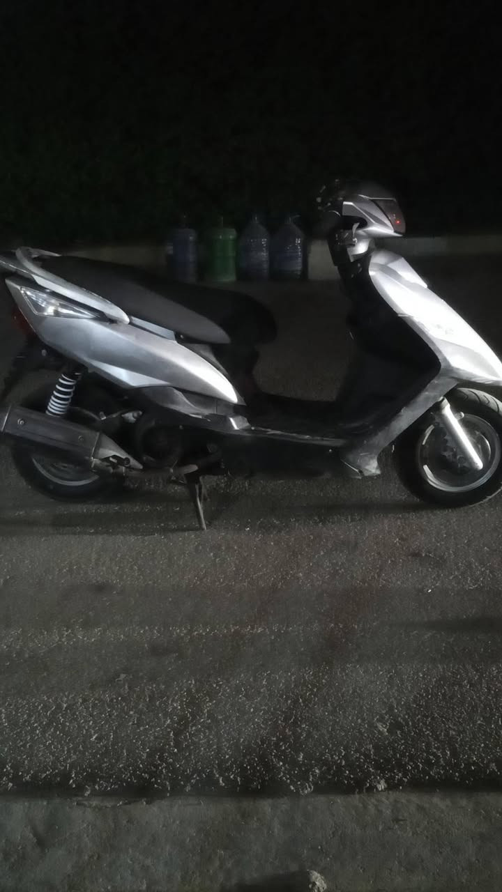 ماكس ثعلب 140 
سعر 575الف وبيهه مجال قليل
الدراجه رمبه 
دراجه نكره شغاله هندر
ايضاً شغاله سلف شحن باتري الباتريوت كلشي ما بي بس شحن
شغاله كلوب عالي ناصي 
الله شاهد دراجه بلادي
الموقع بغداد حي العامل قرب فلكه حياوي
الرقم ***********
