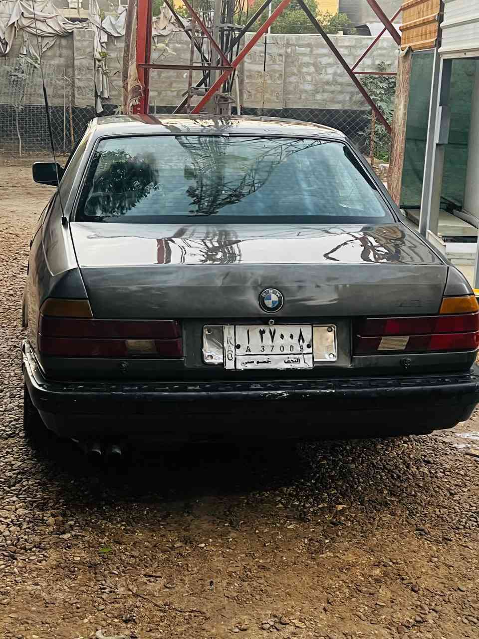 السلام عليكم 
BMW 735
موديل 92 رقم نجف بأسمي وكاله عامه 
سيارة جاهزه كير مكينه كهربائيات تخم تاير باتري سنتر لك جام كهربائي كل تمام خير من الله 
السعر 28 وبيه مجال قليل 
مكان السيارة حله مركز***********
