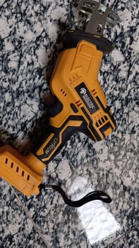 باركسايد • ٣ شغالة • مقص ترددي