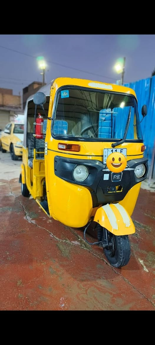 السلام عليكم تك تك للبيع موديل 20 شهر 11 نضيفة رقم انكليزي بغداد بسمي شرط التحويل العنوان بغداد الحبيبية السعر 7 وبيهه مجال ***********
