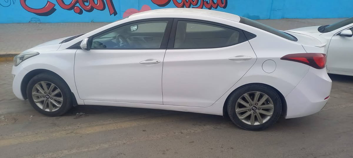 السلام عليكم النتره 2015خليجي مكفوله ماشيه 111كيلو السعر 126مكاني بغداد الكرخ الرقم***********
