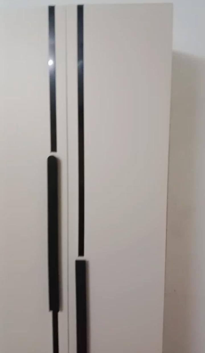 سلام عليكم غرفه نوم 5قطع سعر 600 الف جديده غير مستخدمه مكان الكاظميه شارع أكد ***********
