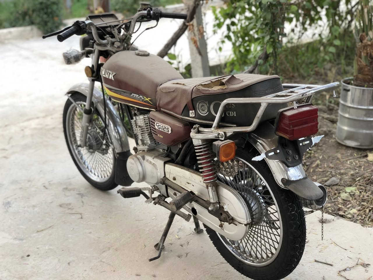 سلام عليكم دراجه اربع كير تايكر بعدها بترابها موديل 23محرك ما مفتوح وشاصي مكفوله اوراق سكنر الدراجه خير من الله شلعه ومعدل السعر 625وبيها مجال


**إذا كنت صاحب هذا الإعلان وتريد حذفه لأي سبب، رجاءا أرسل رسالة إلى الدعم الفني**