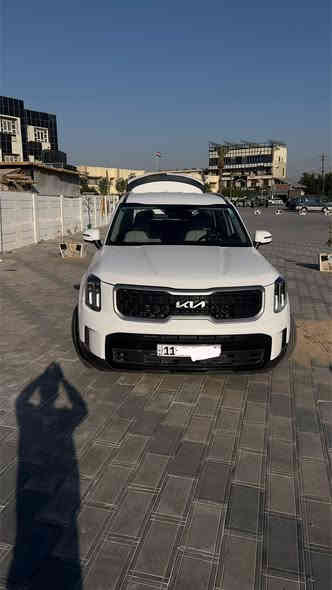 شلونكم حبايب ان شاء الله بخير 
 كيا تيلورايد موديل2023 الشكل الجديد 
للبيع او  للمراوس  
 لون ابيض وارد امريكي قطعه وحده صبغ بدون تبديل سياره ليبل واحد حبايب 
المواصفات 
كير اوتو 
هاند ابريك بصمه 
٣قطع تبريد 
٧ راكب اكيد 
عداد دجتل 
انظمه قياده 5
تجي محرك V6 3800 تنفس طبيعي   
داخل ابيض ملكي جلد 
بصمه السياره 
رادارات 
وتحديد مسار 
كشنات كهرباء 
وكشنات منفصله vip  
 حساسات خلفيه 
مساحه تخزين في الصندوك اكيد موجوده 
تشغيل عن بعد 
وكشنات تدفئه 
اخوان السياره ماشيه 29  يعني زيرو 0️⃣بحالة الوكاله 
حادثه صبغ بنيد وبارد بالجاملغ بلا شاصي ولا لغد اكيد السياره ليبل واحد لونه ابيض 
رقم بغداد الجديد باسمي تحويل ثاني يوم بحيل الله 
وهذا رقم الشاصي حبايب
5XYP64GCXPG338143
والسياره بيه سونار اكيد 
مكان السياره  بغداد حي الجامعه السياره للبيع او للمراوس
سعر جدا مناسب 
ب 279 ورقه وبيه مجال ان شاءالله للبيع او للمراوس 
وهذا رقمي للتواصل 
***********
اخوتي هذا رقمي للتواصل والسياره بحاله الوكاله جدا نضيفه داخله وخارجه نضيف ومرتبه وبالعافيه على الي ياخذه تحياتي الكم اخوتي وربي يحفظ الجميع ❤️
/
/
/
واذا تريد تشوف سيارات اكثر هاي قناه التلي بيه اهواي سيارات معروضه

https://t.me/ali1hhm
