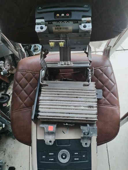 سلام عليكم قطع غيار كيا سيرنتو موديل 2011 اي غرض تريد موجود واتساب ***********
