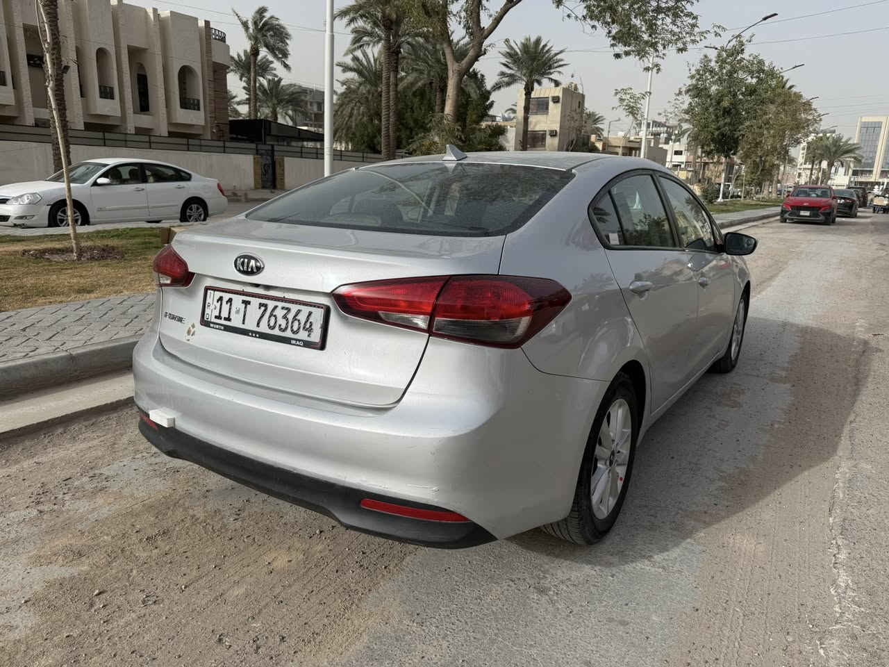 السلام عليكم كيا فورتي وارد ٢٠١٧لون سلفر نظيفه جدااا وناعمه وكامله بدون اي نقص السعر
ب١٢٢ الف دولار الاتصال *********** ابو مصطفى بغداد جانب الكرخ@صور الحادث بالمنشور مع السونار محرك ٢٠٠٠ دوش
