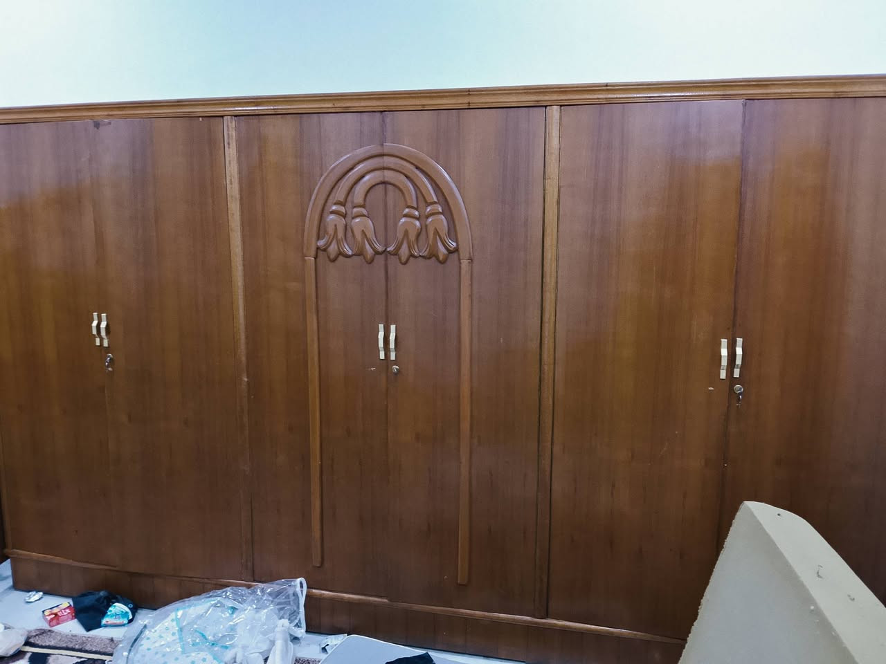 للبيع قيم واخذ الزعفرانيه
هاتف ***********
