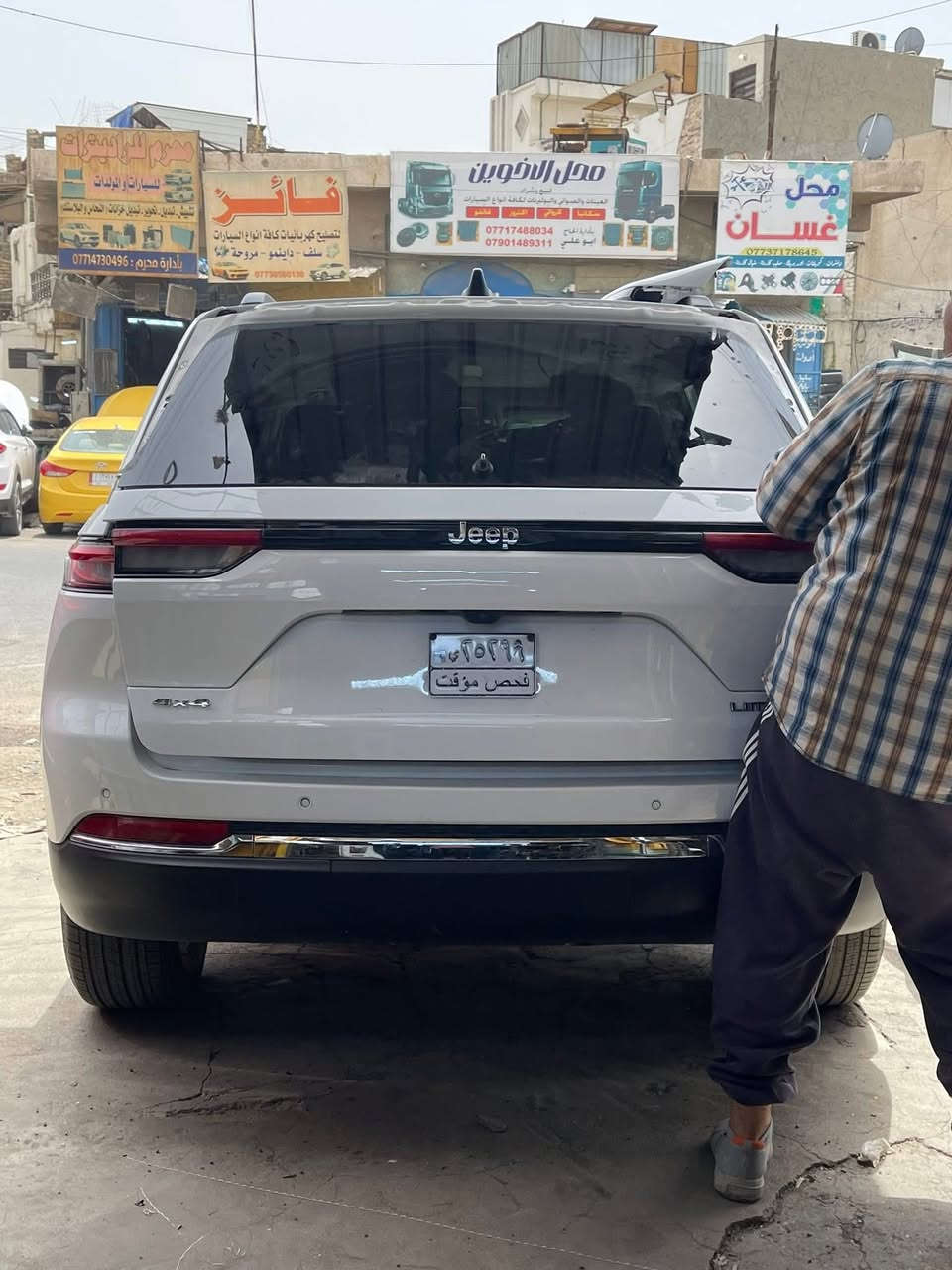 عرض خاص الكوري فقط 
توكسان سبورتج سنتافي فورتي النترا
🌺🌺🌺🌸🌸🌸
١.تصليح دكمه جام ٥٠٠٠ 
٢.تصليح كنترول ١٥ الف
٣. تنظيم بانوراما والي عنده بيها ثكل تنظيف  اي تنفتح تطلع بره وتنظف وترجع بلادي ٣٥ الف
٤. بصمه باب ١٥ الف والأصلي 25
٥.تتوفر مرأه داخليه كافه  الأنواع كل وحده بسعر 
٦. تصليح كيلون باب ٢٥ الف
٧ مرايه جانبيه أصلي ١٥ الف
٨.تبديل ماطور شفط ٤٠ الف
المهند لزجاج السيارات وتصليح مكائن رفع الجام وتصليح مري شفط وتصليح سلايت روف وتصليح كيلونات الأبواب والسنتر لوك والبصمه الأبواب يتوفر كافه أنواع الزجاج الاصلي والتجاري بأنسب الأسعار وأدق العمل 👌👌العنوان 🫶🫶
الشيخ عمر مدخل الاطفاء ما بين الاطفاء والمستوصفات الصحي محل المهند لزجاج السيارات 
عندك إستفسار اتصل لا تستحي ولا تخلي احد يستغلك وبخدمتكم 

ابو علي الجمالي 

***********
 خدمات المهند لزجاج السيارات@#
