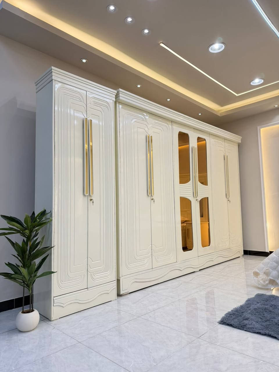 غرفه نوم خشب عراقي 

تصميم تركي بضبط الغرفه 

للحجز والاستفسار مراسله الصفحه 
او مراسله الرقم ***********
